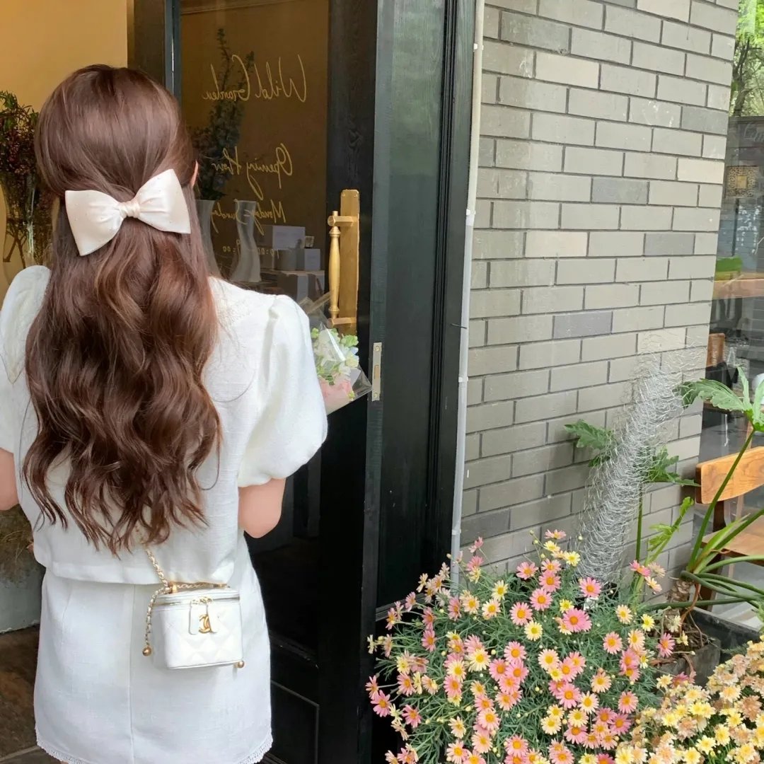 镜中花