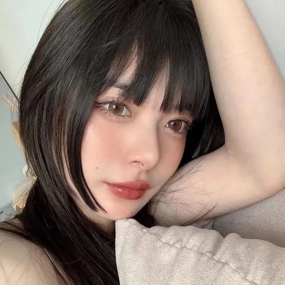 男性新娘子